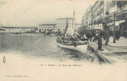 CPA FRANCE 83 " Toulon, Le Quai des Officiers"