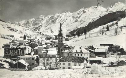 CPSM FRANCE 74 "La Clusaz, Vue générale et la Chaîne Aravis"