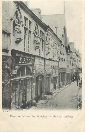 CPA FRANCE 51 " Reims, La Maison des Musiciens, Rue du Tambour"