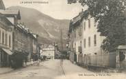 74 Haute Savoie CPA FRANCE 74 "Bonneville, La rue du Pont"