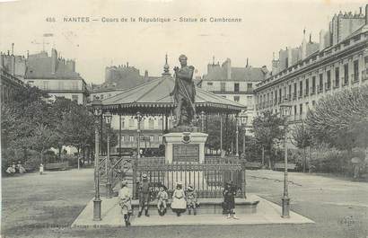 CPA FRANCE 44 "Nantes, Cours de la République et Statue de Cambronne"