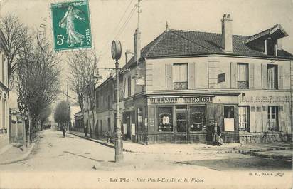 CPA FRANCE 94 " St Maur, Rue Paul Emile et la Place"