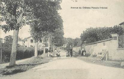 CPA FRANCE 94 " Plessis Trévise, Avenue du Château"