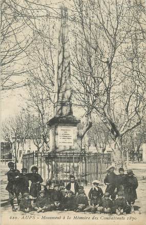 CPA FRANCE 83 " Aups, Le Monument aux Morts"