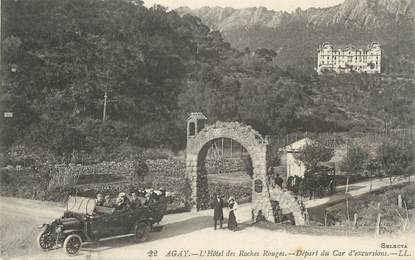 CPA FRANCE 83 " Agay, L'Hôtel des Roches Rouges, départ du car d'excursions'