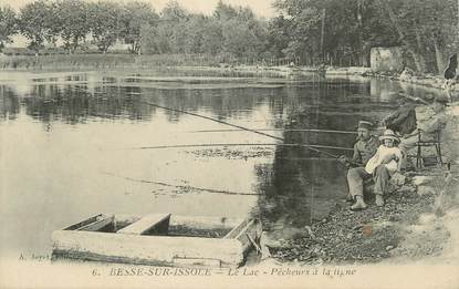 CPA FRANCE 83 " Besse sur Issole, Les pêcheurs à la ligne au lac"