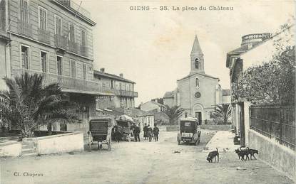 CPA FRANCE 83 "La Presqu'île de Giens, La Place du Château"