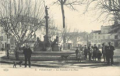 CPA FRANCE 83 " Vidauban , La fontaine et la place"