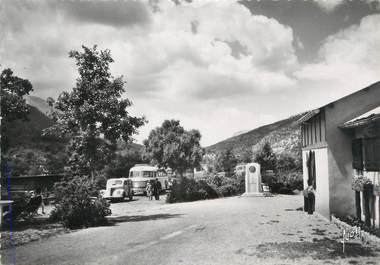 CPSM FRANCE 83 " Les Gorges du Verdon, Le Restaurant des Cavaliers"