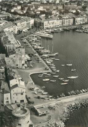 CPSM FRANCE 83 "St Tropez, Le port avec la vieille tour"