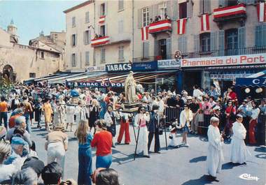 CPSM FRANCE 83 "St Tropez, Les Mousquetaires, procession de la Bravade"