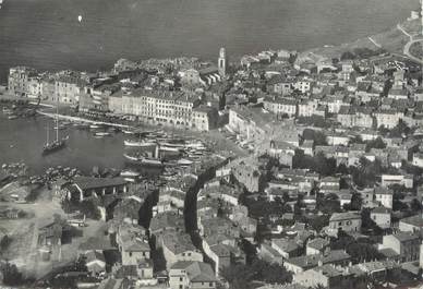 CPSM FRANCE 83 "St Tropez, Vue aérienne sur la ville"