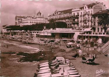 CPSM FRANCE 83 "St Raphaël, La plage"