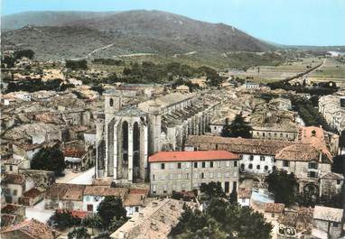 CPSM FRANCE 83 " St Maximin - La Ste Baume, Vue aérienne de la Basilique Dominicaine et la ville"