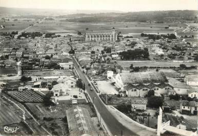 CPSM FRANCE 83 " St Maximin - La Ste Baume, Vue générale aérienne"