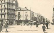 44 Loire Atlantique CPA FRANCE 44 " St Nazaire, La Place Carnot et la Rue de Nantes"