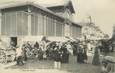 CPA FRANCE 44 " St Nazaire, Les halles un jour de marché"