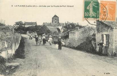 CPA FRANCE 44 " La Plaine , Arrivée par la Route de Port Giraud"