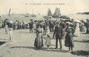 44 Loire Atlantique CPA FRANCE 44 " Le Pouliguen, La plage un jour de régates"