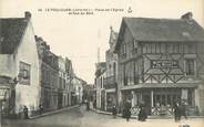 44 Loire Atlantique CPA FRANCE 44 " Le Pouliguen, La Place de l'Eglise et Rue du Bois"