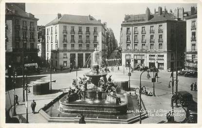 CPSM FRANCE 44 " Nantes, La Place Royale et la Rue Crébillon"