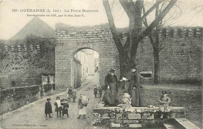 CPA FRANCE 44 " Guérande, La Porte Bizienne"