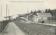 44 Loire Atlantique CPA FRANCE 44 " Le cellier, La gare au passage de l'express de Paris"