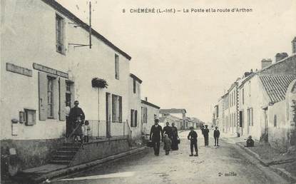 CPA FRANCE 44 "Chéméré, La Poste et la Route d'Arthon"