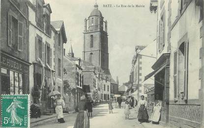 CPA FRANCE 44 "Batz, La Rue de la Mairie"