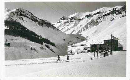 CPSM FRANCE 06 " Auron, Un coin du plateau"