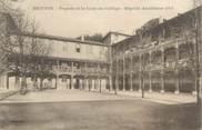 06 Alpe Maritime CPA FRANCE 06 " Menton, Façade et la Cour du Collège, Hôpital Auxiliaire 205"