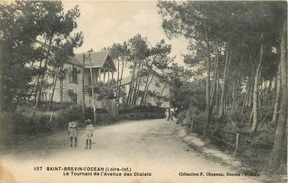 CPA FRANCE 44 "Saint Brévin l'Océan, Le Tournant de l'Avenue des Chalets"