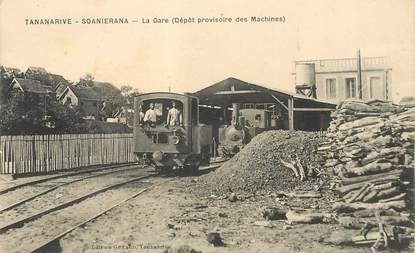 CPA MADAGASCAR "Tananarive, la Gare" / TRAIN