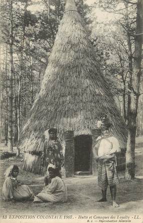 CPA FRANCE 94 " Nogent, Exposition coloniale, Hutte et Canaques des Loyalty " / NOUVELLE CALEDONIE