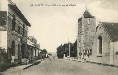 CPA FRANCE 44 "Saint Brévin les Pins, la rue de l'Eglise"