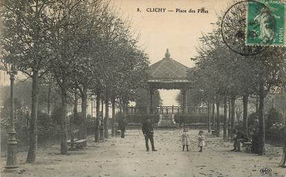 CPA FRANCE 92 "Clichy, Place des Fêtes"