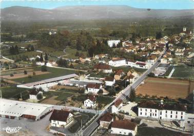 CPSM FRANCE 38 " Morestel, Vue générale aérienne"