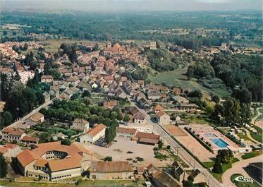 CPSM FRANCE 38 " Morestel, Cité des Peintres, Vue générale aérienne"