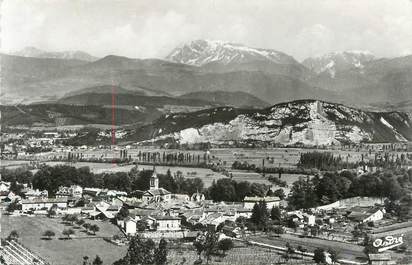 CPSM FRANCE 38 "Claix, Le village Rochefort et le Taillefer"