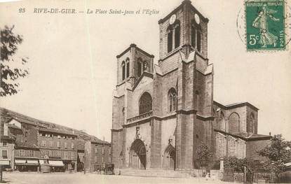 CPA FRANCE 42 " Rive de Gier, Place St Jean et l'église"