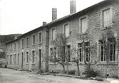 42 Loire CPSM FRANCE 42 " Gumières, Le groupe scolaire"