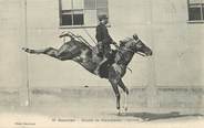 49 Maine Et Loire / CPA FRANCE 49 "Saumur, école de cavalerie, cabriole" / CHEVAL