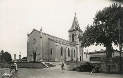 CPSM FRANCE 42 "Mizérieux, L'église et la place"