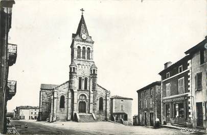 CPSM FRANCE 42 "Pélussin, Eglise et Place Notre Dame"