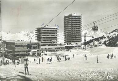 CPSM FRANCE 73 " La Plagne, Nouveaux immeubles, la Meije et le Téléphérique de la Grande Rochette"