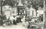 73 Savoie CPA FRANCE 73 " Aix les Bains, Source des deux Reines et la place"