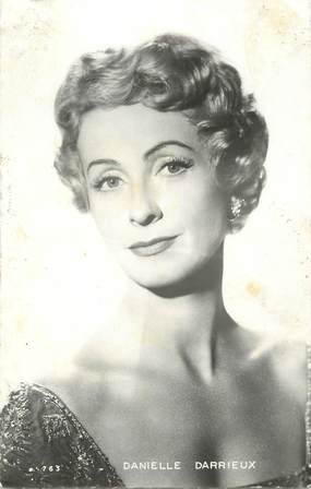 CPSM ARTISTE " Danielle Darrieux"