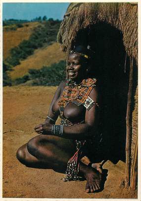 CPSM AFRIQUE NU "Une femme Africaine"