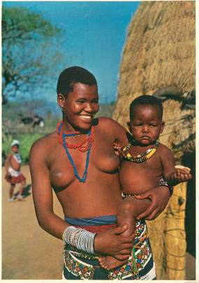CPSM AFRIQUE NU "Une femme Zoulou et son enfant"