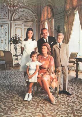 CPSM FAMILLE ROYALE " Monaco, Le Prince Rainier III, la Princesse Grace et leurs enfants"